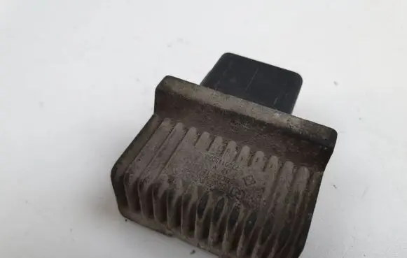 Renault Laguna II Glow plug pre-heat relay 7700115073