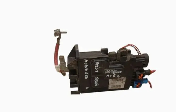 Renault Megane III Battery control module 243800011R