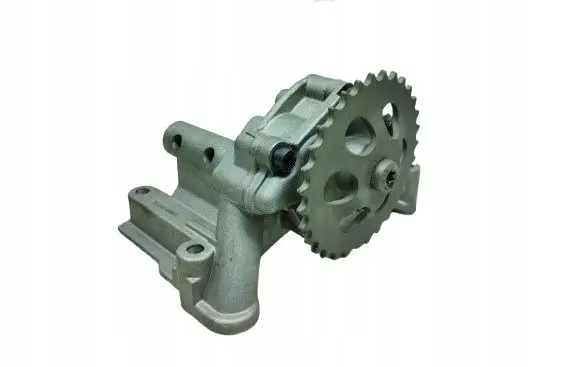 Volkswagen Golf IV Oil pump 038115105D