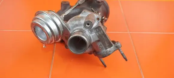 Citroen C4 Cactus Turbo 0296750001 20MB37