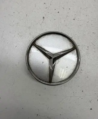 Mercedes-Benz C W203 Original wheel cap 2204000125