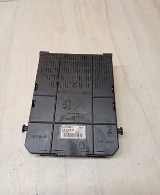 Citroen C4 I Comfort/convenience module 28120836 281201930 281924833B