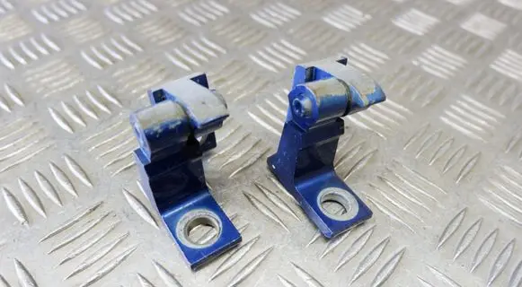 Volkswagen Tiguan Rear door hinge set 5N0831402 5N0831402A