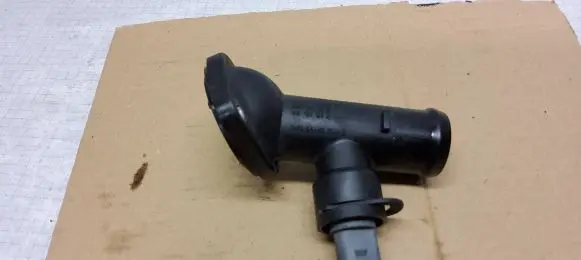 Volkswagen Caddy Engine coolant pipe/hose 03G121121D 03L121121A