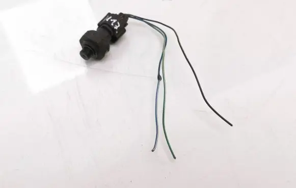 Toyota Avensis T250 Oil pressure sensor 05H10