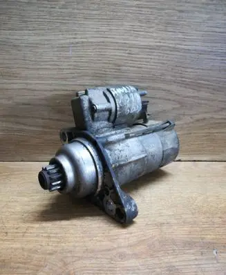 Volkswagen Touran I Starter motor 027911024J 18E1
