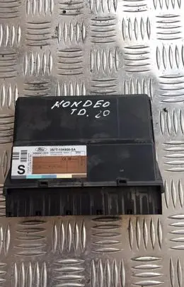 Ford Mondeo Mk III Comfort/convenience module 3s7t15k600sa