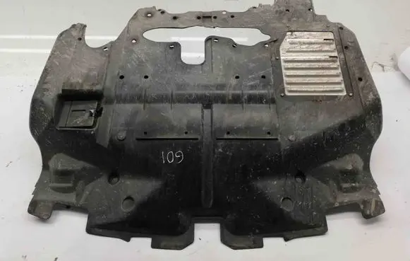 Subaru XV Engine splash shield/under tray 56440AG160