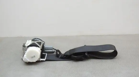 BMW 2 F22 F23 Front seatbelt 7293275