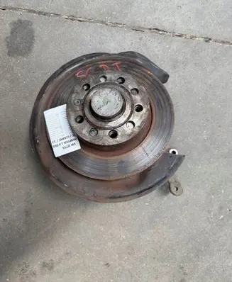 Volkswagen PASSAT B7 USA Rear wheel hub spindle/knuckle 5C0505436A