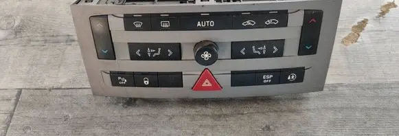 Peugeot 407 Climate control unit VP4PUH18C612FE FG0B0643C7 96573322