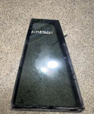 Rear vent window glass