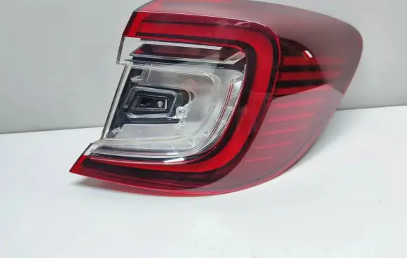 Renault Captur II Rear/tail lights 265507894R