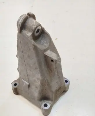 Mercedes-Benz C W205 Engine mounting bracket A2742234304