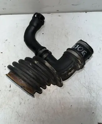 Ford Focus Intercooler hose/pipe 7210086650