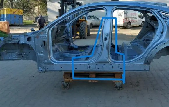 Ford Mustang Mach-E Pillar (middle) 