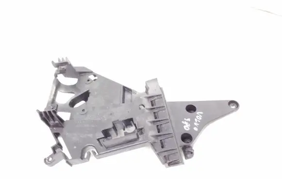 Rear door exterior handle/bracket