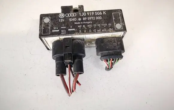 Volkswagen Bora Coolant fan relay 1j0919506k 898972000