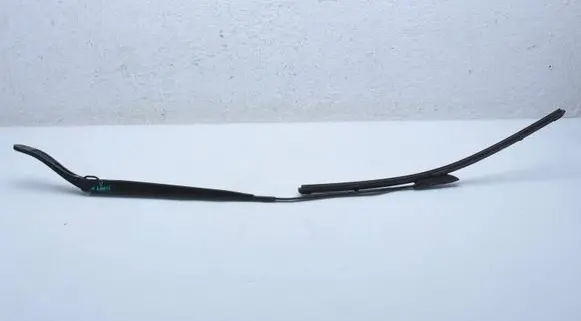 Citroen Jumpy Front wiper blade arm 9808465580