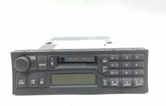 Jaguar XK8 - XKR Radio/CD/DVD/GPS head unit LJD4100AB