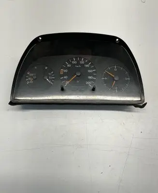 Mercedes-Benz Vito Viano W638 Speedometer (instrument cluster) 0005428401