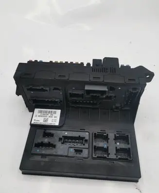 Mercedes-Benz E W211 SAM control unit 2115457301