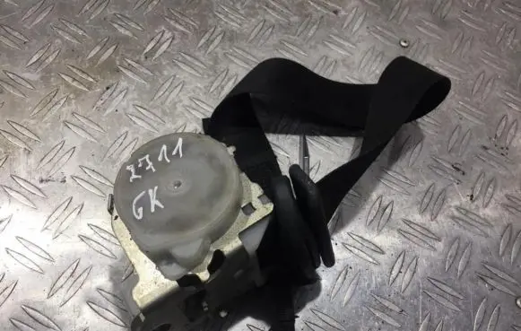 Opel Vectra C Rear seatbelt