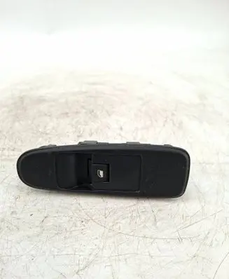 Citroen C4 I Picasso Electric window control switch 96639377ZD