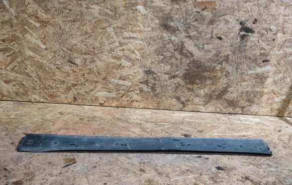 Volvo V70 Center/middle under tray cover 8659971