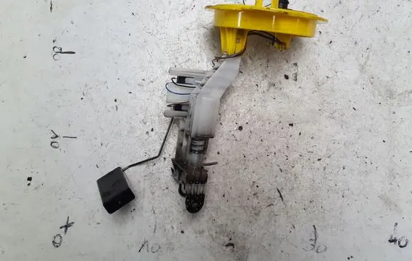 Skoda Octavia Mk2 (1Z) Fuel level sensor 1K0919637AK