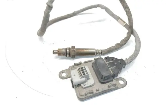 Renault Trafic III (X82) Lambda probe sensor 227908539R 5WK96747 170322000878