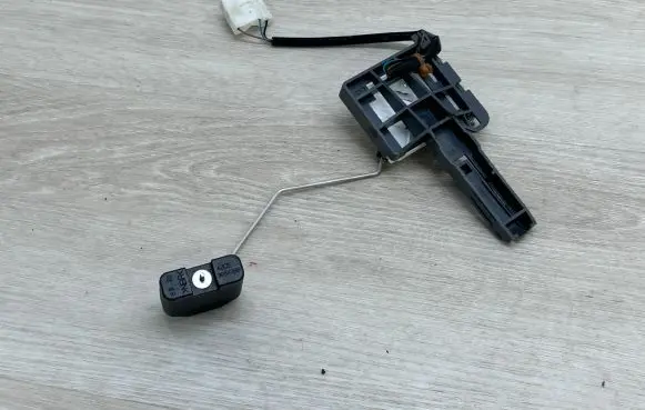 Fuel level sensor