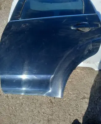 Mitsubishi Outlander Rear door 