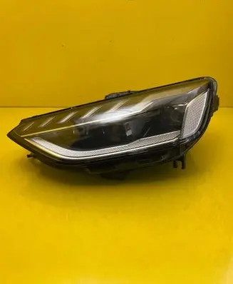 Audi A4 S4 B9 8W Headlight/headlamp 8W0941035E