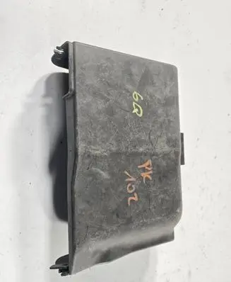 Volkswagen Polo IV 9N3 Battery box tray cover/lid 6Q0915429D