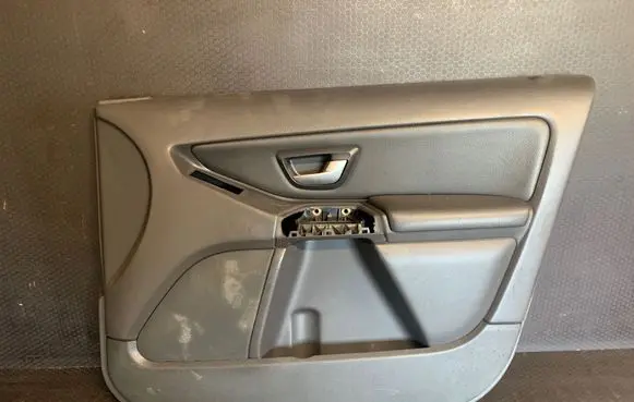 Volvo XC90 Front door card panel trim 39995409