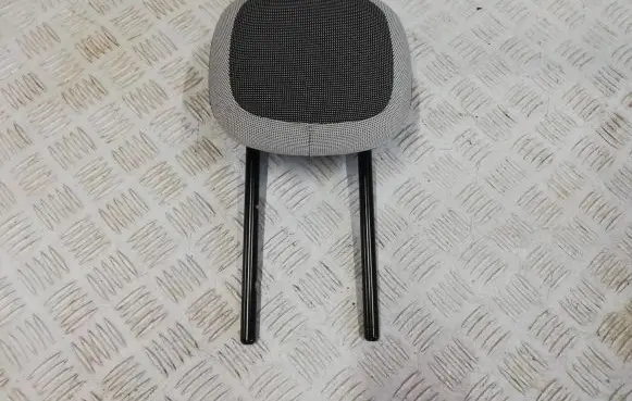 Peugeot 2008 I Rear seat headrest 