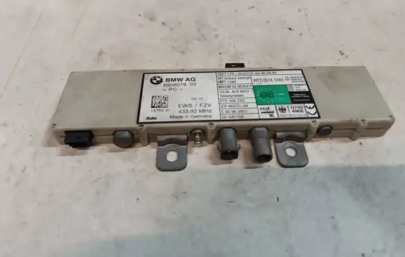 BMW 5 E39 Aerial antenna amplifier 6906078