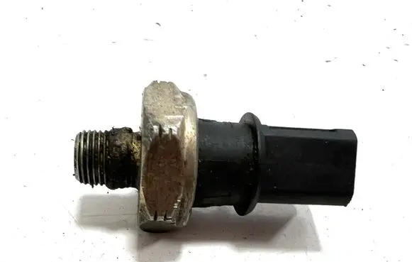 Nissan Micra Oil pressure sensor 1113030050
