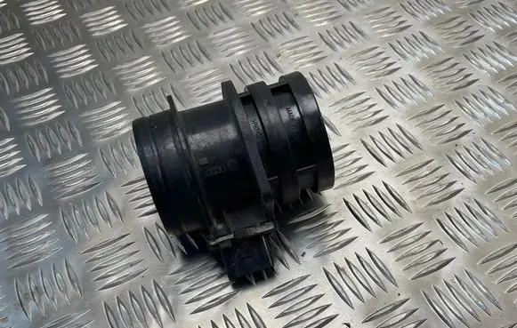 Skoda Octavia Mk2 (1Z) Mass air flow meter 06J906461B 06F906461B