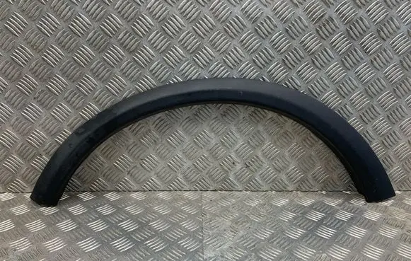 Volvo C30 Front arch trim 31283137