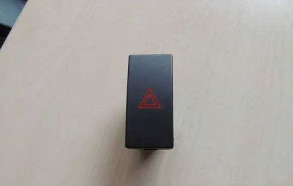 Ford C-MAX I Hazard light switch 13A350AB 16092004