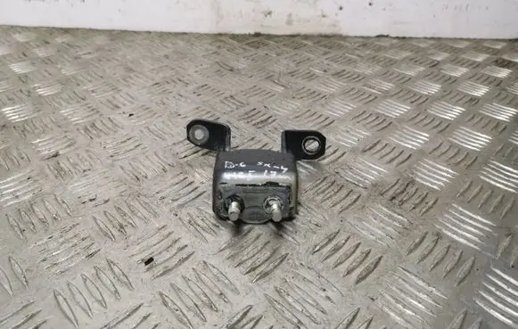 Suzuki SX4 S-Cross Rear door upper hinge
