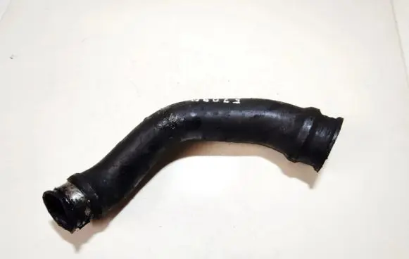 Mazda 323 Intercooler hose/pipe y70113231