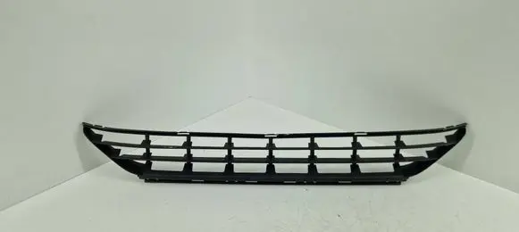 Front bumper lower grill