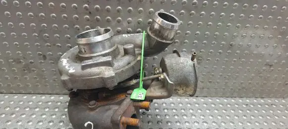 Volkswagen II LT Turbo 90529201007103
