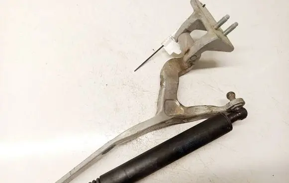 Mercedes-Benz E W211 Tailgate/trunk strut/damper 