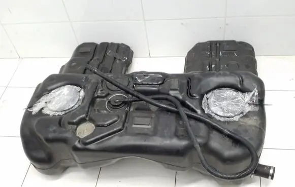 BMW X5 F15 Fuel tank 7184253