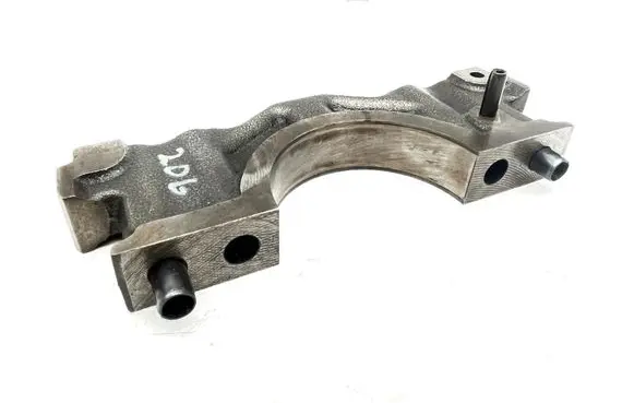 Jaguar XK - XKR Crankshaft Holder RF8W936325AB