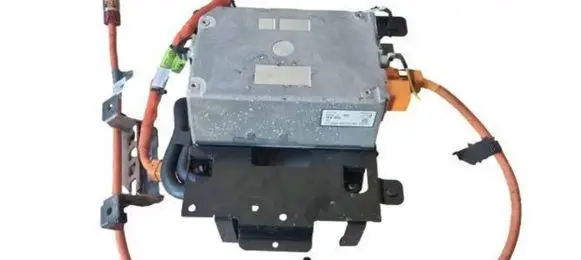 Volkswagen Golf VIII Battery charger (optional) 3J0915684A